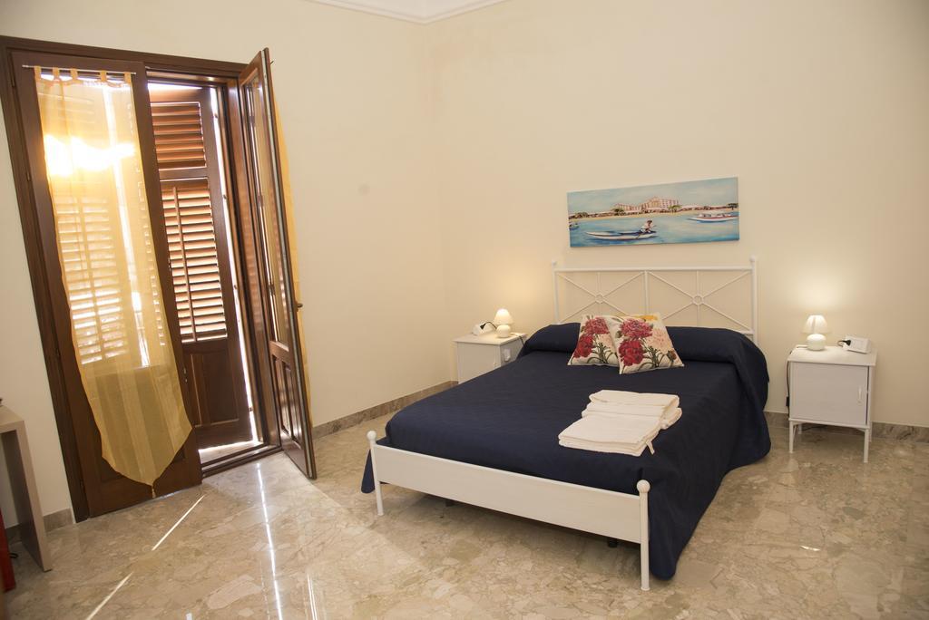 Hotel Palazzo Graziano à Terrasini Extérieur photo
