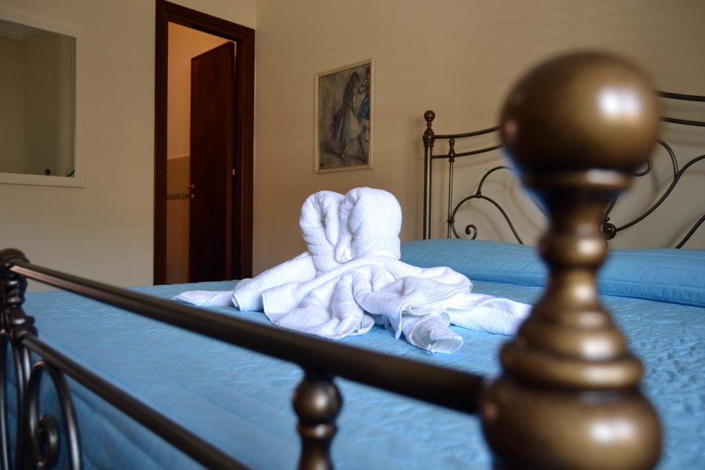 Hotel Palazzo Graziano à Terrasini Extérieur photo