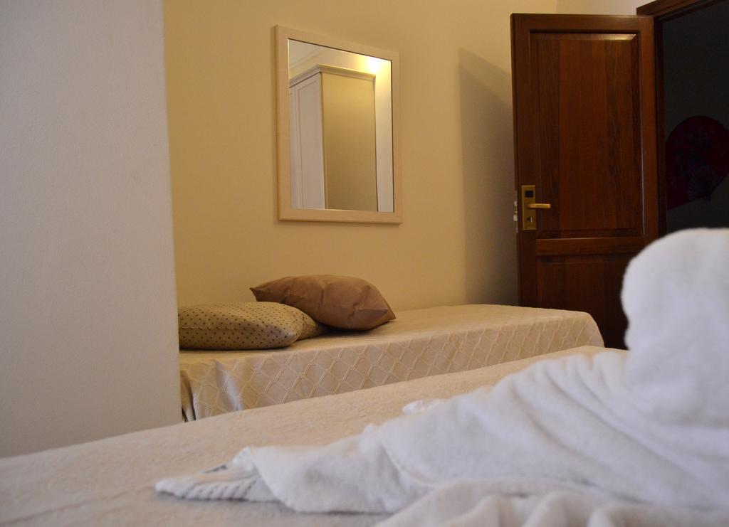 Hotel Palazzo Graziano à Terrasini Extérieur photo